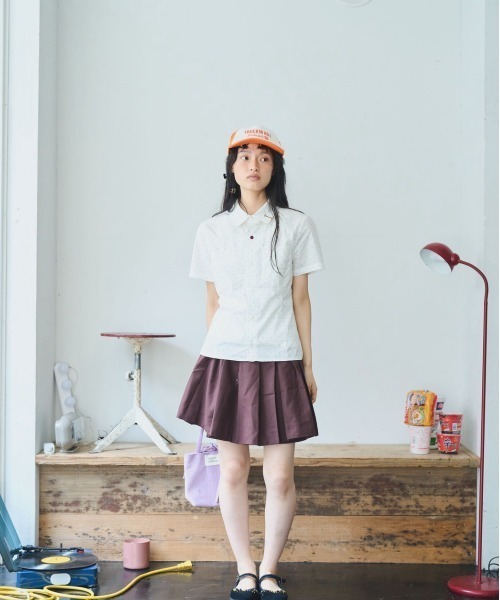 common gull products.（コモンガルプロダクツ）の「白昼の眠気にドットタイトシャツ（シャツ/ブラウス・レディース・アイボリー/ホワイト系/レッド系・SMALL/MEDIUM/LARGE）」の21枚目の写真