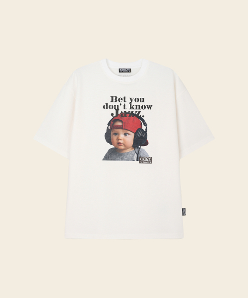 KIKOZY(キコジ)の「キコジ_ティーシャツ ジャズ ベイビー01_ホワイト(Tシャツ/カットソー・メンズ・その他・M/XL)」の1枚目の写真