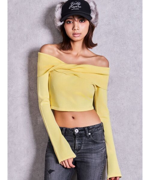 GYDA(ジェイダ)の「TWISTオフショルタイトニットトップス(ニット/セーター・レディース・ブラック/オフホワイト/イエロー・FREE)」の13枚目の写真