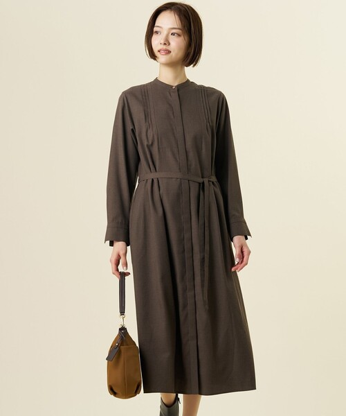 J.PRESS(ジェイプレス)の「Pe キュプラ Light ツイル ピーチ ウール ライク シャツ ワンピース(シャツワンピース・レディース・グレー系/ブラウン系・9/11)」の2枚目の写真