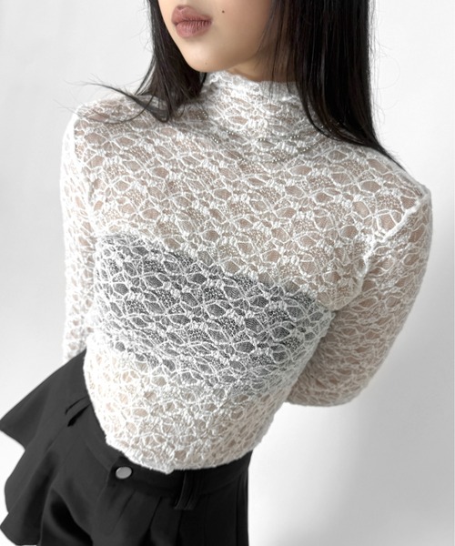 LVEU.(ラブユ.)の「【LVEU.】ハイネックレースシアートップス / トップス カットソー シアー レース ハイネック 長袖 インナー レイヤード 総レース ブラック ホワイト ZOZOTOWN限定(Tシャツ/カットソー・レディース・ブラック/ホワイト・FREE)」の9枚目の写真