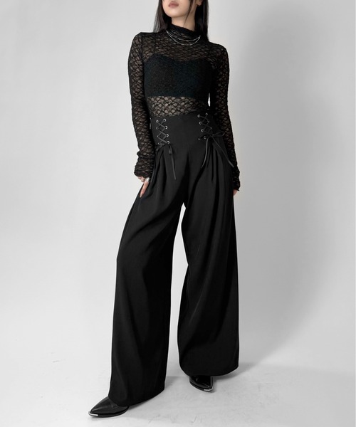 LVEU.(ラブユ.)の「【LVEU.】ハイネックレースシアートップス / トップス カットソー シアー レース ハイネック 長袖 インナー レイヤード 総レース ブラック ホワイト ZOZOTOWN限定(Tシャツ/カットソー・レディース・ブラック/ホワイト・FREE)」の19枚目の写真