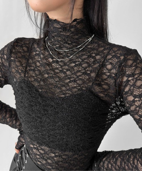 LVEU.(ラブユ.)の「【LVEU.】ハイネックレースシアートップス / トップス カットソー シアー レース ハイネック 長袖 インナー レイヤード 総レース ブラック ホワイト ZOZOTOWN限定(Tシャツ/カットソー・レディース・ブラック/ホワイト・FREE)」の21枚目の写真