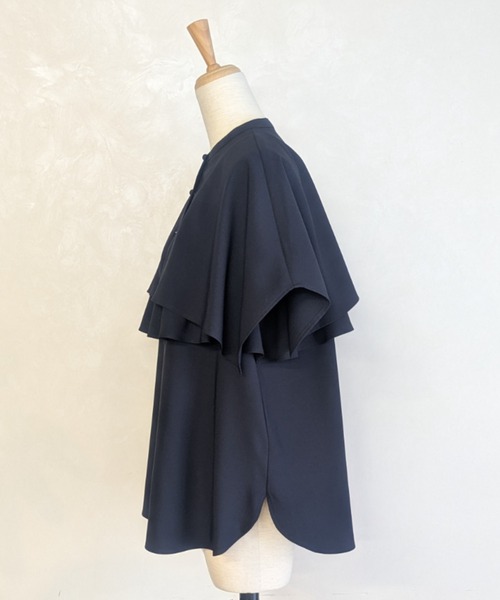 Sono（ソーノ）の「【SONO/ソーノ】【DRY POPLIN】ダブルフリルケープフレアブラウス（シャツ/ブラウス・レディース・ブラック/ネイビー/ホワイト・F）」の15枚目の写真