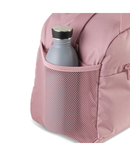 PUMA(プーマ)の「PUMA プーマ ユニセックス プーマ フェーズ スモール スポーツ バッグ 22L(ボストンバッグ・メンズ・ライトピンク・フリー)」の5枚目の写真