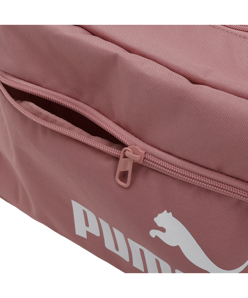 PUMA(プーマ)の「PUMA プーマ ユニセックス プーマ フェーズ スモール スポーツ バッグ 22L(ボストンバッグ・メンズ・ライトピンク・フリー)」の8枚目の写真