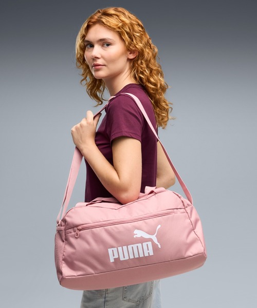 PUMA(プーマ)の「PUMA プーマ ユニセックス プーマ フェーズ スモール スポーツ バッグ 22L(ボストンバッグ・メンズ・ライトピンク・フリー)」の1枚目の写真