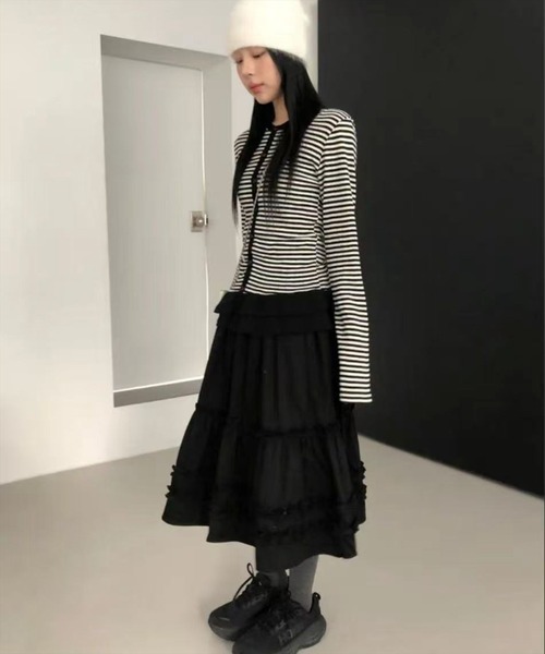STAY MOTION（ステイモーション）の「【WEB限定】フリルティアードミモレ丈スカート［骨格ウェーブ／体型カバー／大人ガーリー］（スカート・レディース・ブラック/オフホワイト・F）」の11枚目の写真