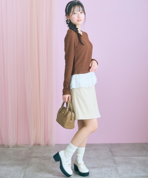 marun(マルン)の「<大きいサイズ>裾レース使いカットソートップス marun(Tシャツ/カットソー・レディース・ブラウン/ラベンダー・L/4L/3L/LL/5L)」の6枚目の写真