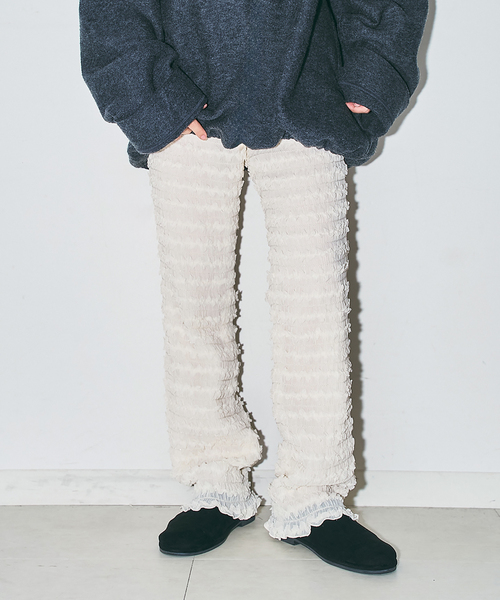 CITYSHOP(シティーショップ)の「FRILL EASY パンツ(その他パンツ・レディース・ブラック/アイボリー・38/36)」の5枚目の写真