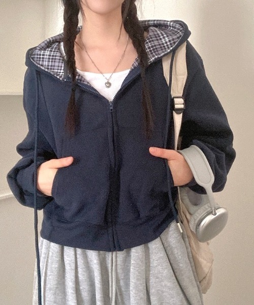 SHEENA（シーナ）の「チェック裏地ジップアップパーカー（パーカー・レディース・ネイビー/グレー/アイボリー・M）」の19枚目の写真