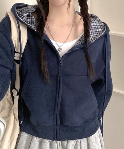 SHEENA（シーナ）の「チェック裏地ジップアップパーカー（パーカー・レディース・ネイビー/グレー/アイボリー・M）」の20枚目の写真
