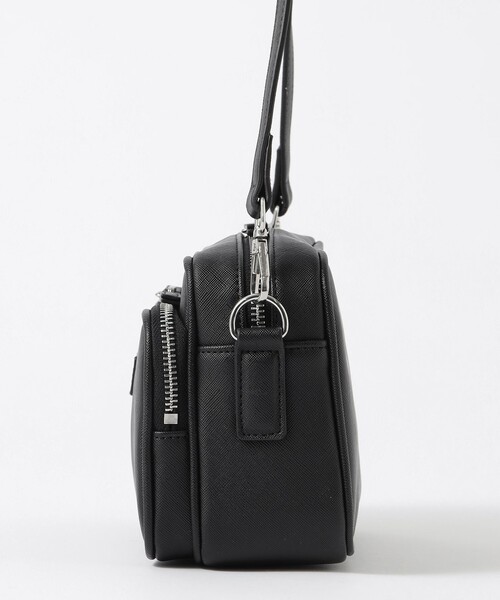 MACKINTOSH PHILOSOPHY(マッキントッシュ フィロソフィー)の「シンセティックシュリンクレザー デュアルショルダー(ショルダーバッグ・メンズ・ブラック/ダークネイビー・FREE)」の3枚目の写真