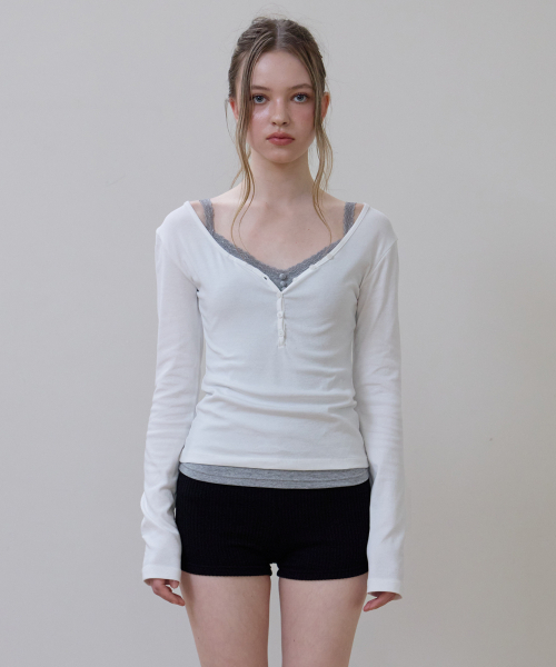 ROSEFRANTZ（ロゼフランツ）の「Basic V-neck Long Sleeve [Ivory]（Tシャツ/カットソー・レディース・アイボリー・SMALL/MEDIUM/X-SMALL）」の2枚目の写真