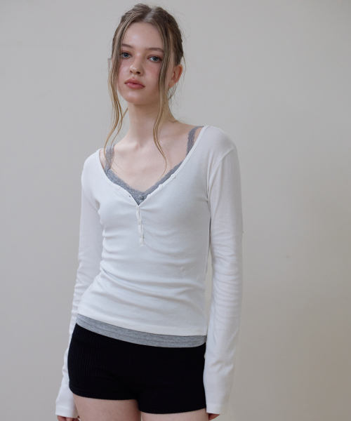 ROSEFRANTZ（ロゼフランツ）の「Basic V-neck Long Sleeve [Ivory]（Tシャツ/カットソー・レディース・アイボリー・SMALL/MEDIUM/X-SMALL）」の11枚目の写真