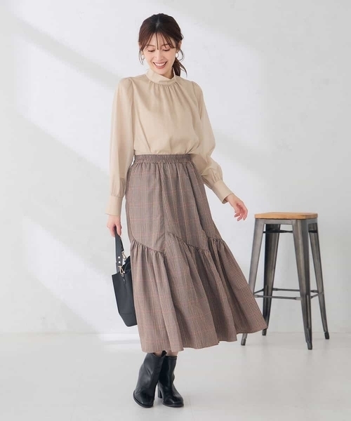 a.v.v(アーヴェヴェ)の「ハイネック シャイニー シアーブラウス(シャツ/ブラウス・レディース・アイボリー/ダークインディゴブルー・38/40)」の16枚目の写真