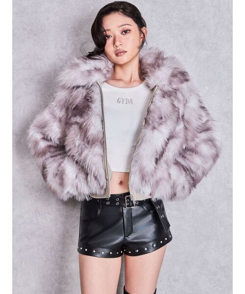 GYDA(ジェイダ)の「bijou designフェイクレザーショートパンツ(その他パンツ・レディース・ブラック・MEDIUM/SMALL)」の16枚目の写真