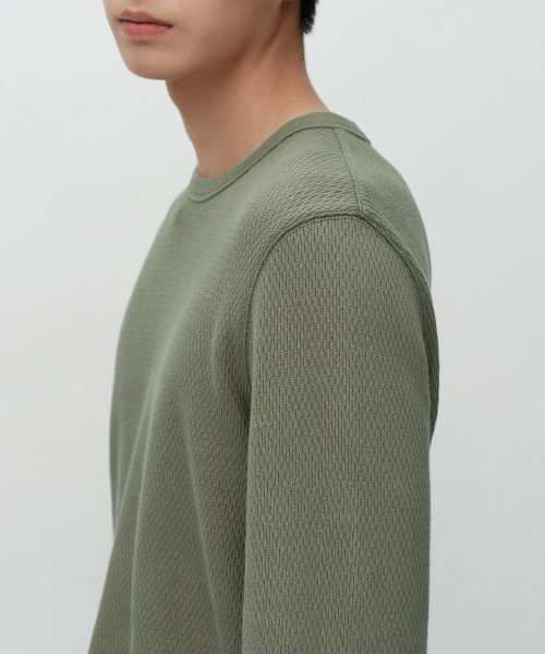 MUSINSA STANDARD（ムシンサスタンダード）の「サーマルベーシッククルーネック長袖Tシャツ[オリーブ]（Tシャツ/カットソー・メンズ・その他・MEDIUM/LARGE/X-LARGE/2XL）」の5枚目の写真
