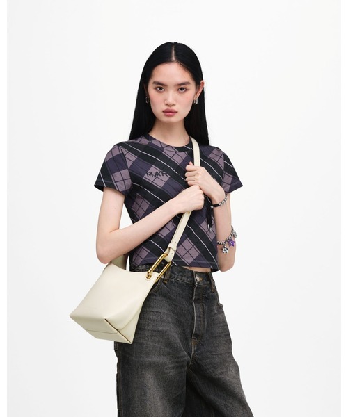 MARC JACOBS(マークジェイコブス)の「SCENE SMALL BUCKET/シーン スモール バケット(ショルダーバッグ・レディース・ブラック/セージグリーン/ホワイト・ONE SIZE)」の9枚目の写真