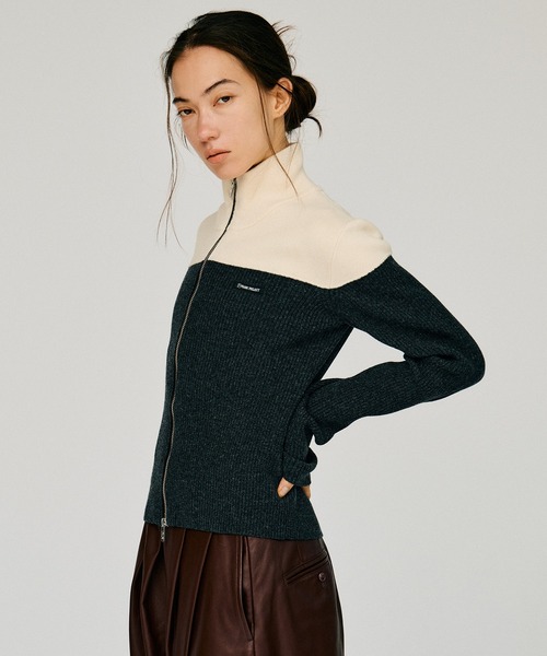 PRANK PROJECT（プランクプロジェクト）の「【2026Winter Pre-Order】フロントジップバイカラーニット / Front Zip Bicolor Knit（ニット/セーター・レディース・グレー/ブラウン・FREE）」の8枚目の写真