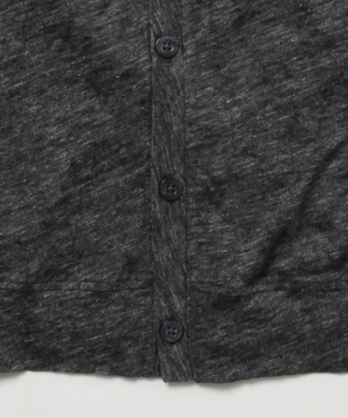 BEAMS（ビームス）の「BEAMS / フランダースリネン カーディガン（カーディガン/ボレロ・メンズ・ブラック/ネイビー/グレー・LARGE/X-LARGE/MEDIUM/SMALL）」の16枚目の写真
