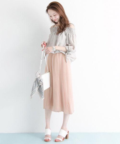 URBAN RESEARCH（アーバンリサーチ）の「UR プリーツスカーチョ（その他パンツ・レディース・グレー系その他/ネイビー/ピンク・FREE）」の14枚目の写真