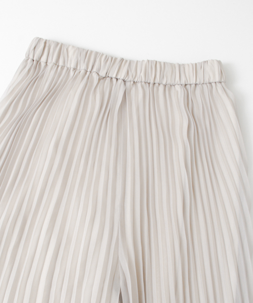 URBAN RESEARCH（アーバンリサーチ）の「UR プリーツスカーチョ（その他パンツ・レディース・グレー系その他/ネイビー/ピンク・FREE）」の18枚目の写真