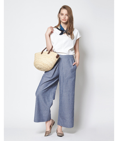 titivate（ティティベイト）の「Vﾈｯｸﾉｰｽﾘｰﾌﾞｼｬﾂﾌﾞﾗｳｽ（シャツ/ブラウス・レディース・オフホワイト/ストライプ/ブラック・FREE）」の6枚目の写真