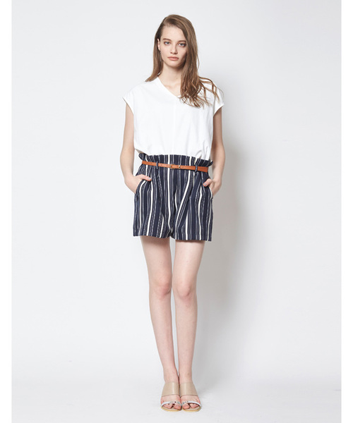 titivate（ティティベイト）の「Vﾈｯｸﾉｰｽﾘｰﾌﾞｼｬﾂﾌﾞﾗｳｽ（シャツ/ブラウス・レディース・オフホワイト/ストライプ/ブラック・FREE）」の7枚目の写真