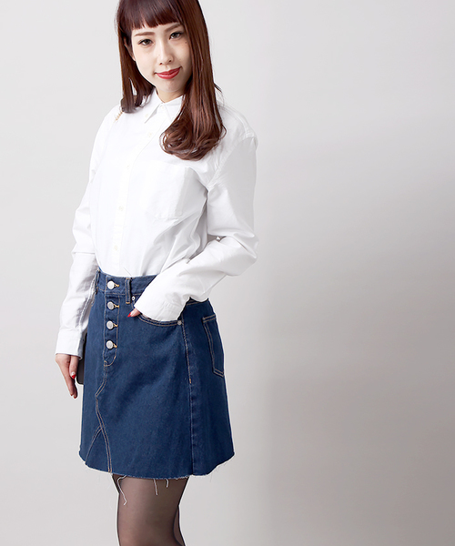 WEGO（ウィゴー）の「WEGO/フライボタンリメイクAラインスカート（デニムスカート・レディース・マルチ/インディゴブルー/ダークインディゴブルー/その他2/その他4/その他3・FREE）」の2枚目の写真