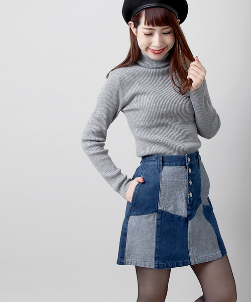 WEGO（ウィゴー）の「WEGO/フライボタンリメイクAラインスカート（デニムスカート・レディース・マルチ/インディゴブルー/ダークインディゴブルー/その他2/その他4/その他3・FREE）」の3枚目の写真