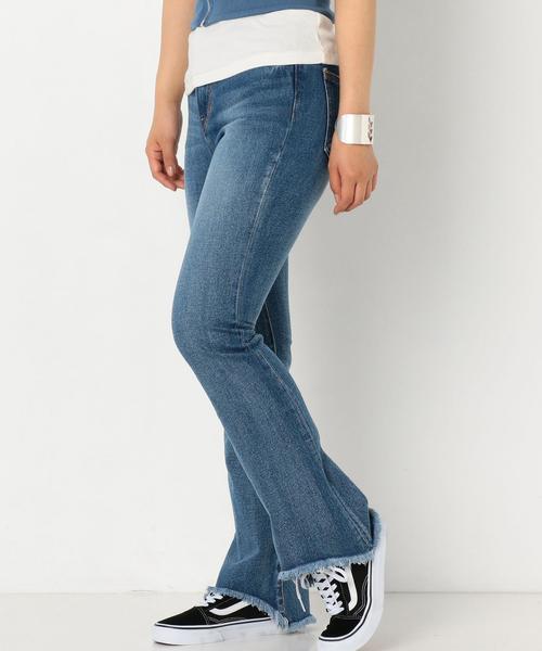 Another Edition(アナザーエディション)の「BOOTS CUTデニムパンツ ◆(デニムパンツ・レディース・ライトブルー/コバルトブルー・MEDIUM/SMALL)」の16枚目の写真