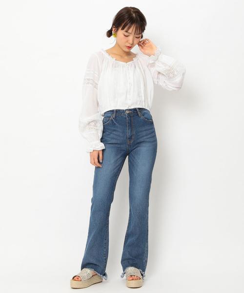 Another Edition(アナザーエディション)の「BOOTS CUTデニムパンツ ◆(デニムパンツ・レディース・ライトブルー/コバルトブルー・MEDIUM/SMALL)」の17枚目の写真