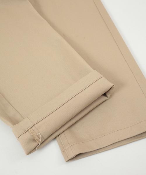 titivate（ティティベイト）の「ベーシックストレートパンツ（その他パンツ・レディース・ベージュ/ライトグレー/カーキ/ブラック/ライトベージュ/アイボリー・S/L/M）」の8枚目の写真