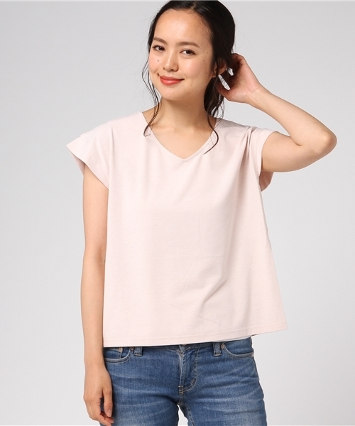TRUDEA(トルディア)の「ソフトクールクールVネック カットソー(Tシャツ/カットソー・レディース・ブラック/カーキ/ホワイト/ライトグレー/ピンク・MEDIUM)」の5枚目の写真