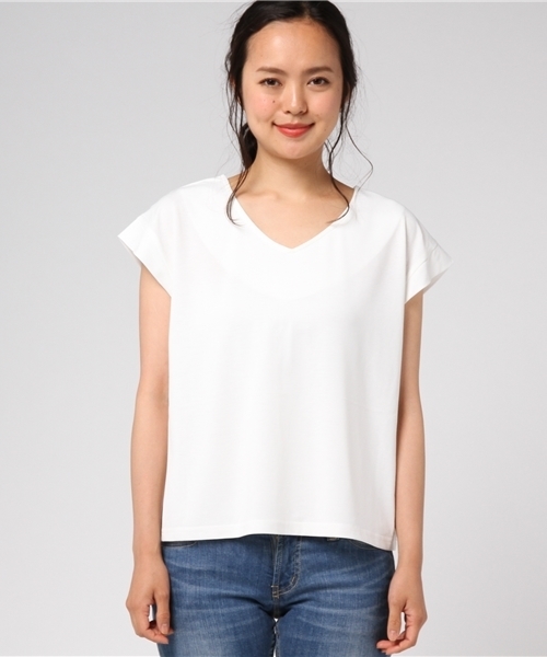 TRUDEA(トルディア)の「ソフトクールクールVネック カットソー(Tシャツ/カットソー・レディース・ブラック/カーキ/ホワイト/ライトグレー/ピンク・MEDIUM)」の6枚目の写真