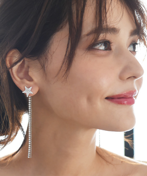 Luz Llena ラズレナ の クリアストーン スターフリンジピアス ピアス 両耳用 Wear