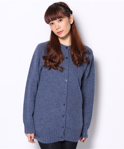 BEAUTY&YOUTH UNITED ARROWS（ビューティーアンドユースユナイテッドアローズ）の「BY JOHN TULLOCK クルーネックカーディガン ◆（カーディガン/ボレロ・レディース・ナチュラル/ダークブラウン/レッド/ロイヤルブルー・フリー）」の3枚目の写真