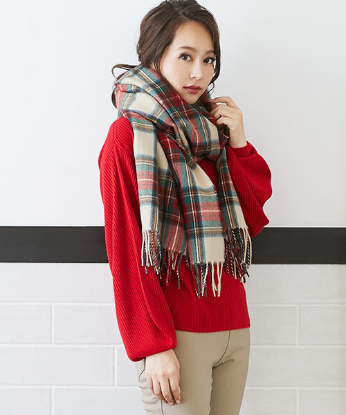 KOBE LETTUCE（コウベレタス）の「チェック柄大判ストール（マフラー・レディース・A/F/G/I/J/M/N/O/P/T/E/U/C/V/R/H/Q/D/B/L/S/K/その他5/その他6/その他9/その他3/その他14/その他10/その他12/その他2/その他11/その他13/その他7/その他8/その他1/その他4/ブラック/その他16/その他17/その他18/ベージュ/その他15/その他19/その他20/その他21/その他22/その他23/その他24/その他29/その他27/その他28/その他25/その他26/パープル系その他/ブラック系その他・FREE）」の9枚目の写真