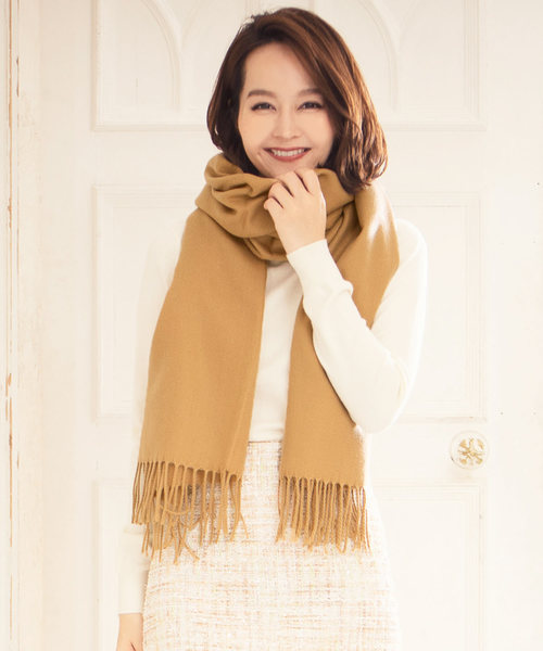 KOBE LETTUCE（コウベレタス）の「チェック柄大判ストール（マフラー・レディース・A/F/G/I/J/M/N/O/P/T/E/U/C/V/R/H/Q/D/B/L/S/K/その他5/その他6/その他9/その他3/その他14/その他10/その他12/その他2/その他11/その他13/その他7/その他8/その他1/その他4/ブラック/その他16/その他17/その他18/ベージュ/その他15/その他19/その他20/その他21/その他22/その他23/その他24/その他29/その他27/その他28/その他25/その他26/パープル系その他/ブラック系その他・FREE）」の4枚目の写真