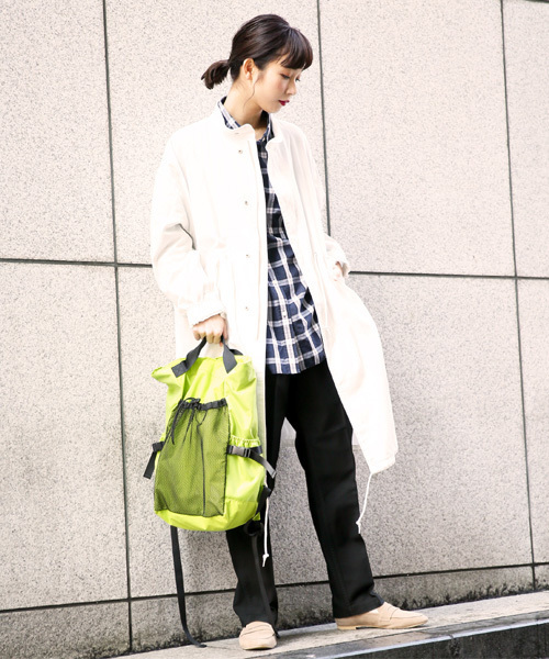 LOWRYS FARM(ローリーズファーム)の「BIGシャツ 784115 (シャツ/ブラウス・レディース・オフホワイト/ネイビー/レッド/ブラック・LARGE/MEDIUM)」の19枚目の写真