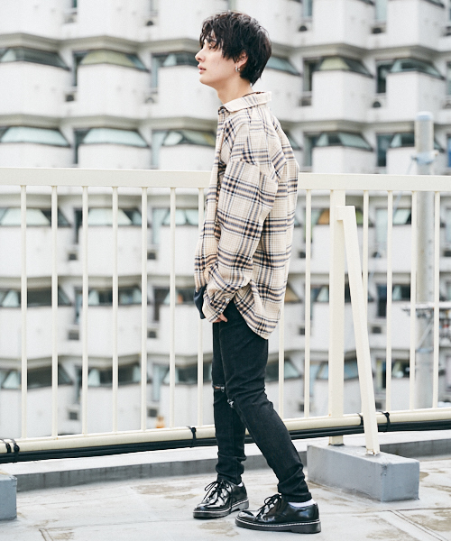 kutir（クティール）の「BIG SHIRTS / チェックビッグシャツ　柄アソート（シャツ/ブラウス・メンズ・ホワイト系その他/ベージュ系その他/ブルー系その他/ダークブラウン/ブラック/モカ/キャメル・MEDIUM/LARGE）」の22枚目の写真