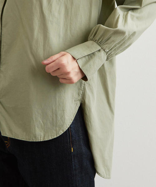 green label relaxing（グリーンレーベルリラクシング）の「NFC スタンド ギャザー シャツ ◆（シャツ/ブラウス・レディース・オフホワイト/オリーブ・FREE）」の3枚目の写真
