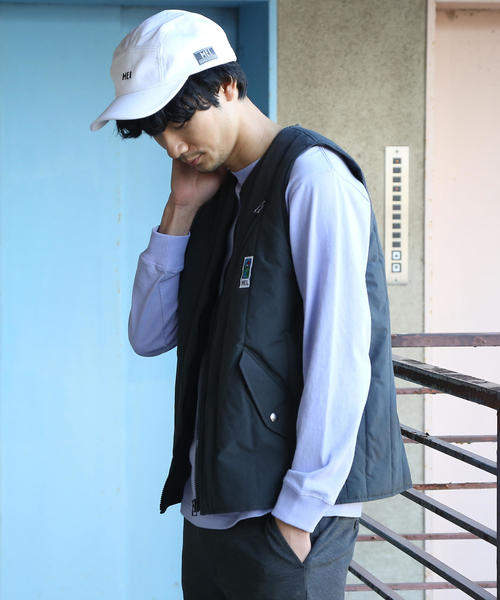 MEI（メイ）の「【GO OUT3月号掲載】MEI（メイ）別注アウトドアベスト（ダウンベスト・メンズ・ダークグレー/オリーブ・SMALL/X-LARGE/LARGE/MEDIUM）」の21枚目の写真