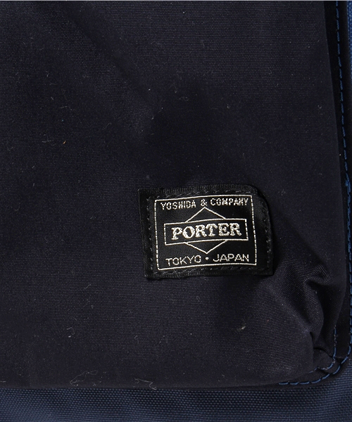 PORTER（ポーター）の「PORTER BRIDGE TOTE BAG LARGE <B印 YOSHIDA SELECT>（トートバッグ・メンズ・ベージュ/ブルー/ブラック・ONE SIZE）」の8枚目の写真
