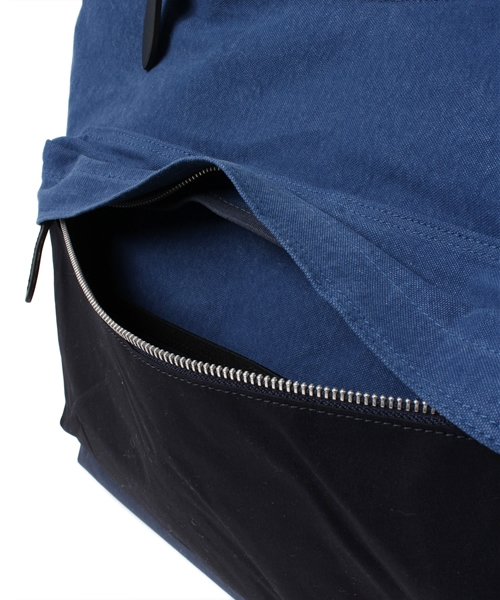 PORTER（ポーター）の「PORTER BRIDGE TOTE BAG LARGE <B印 YOSHIDA SELECT>（トートバッグ・メンズ・ベージュ/ブルー/ブラック・ONE SIZE）」の9枚目の写真