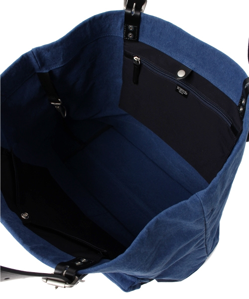 PORTER（ポーター）の「PORTER BRIDGE TOTE BAG LARGE <B印 YOSHIDA SELECT>（トートバッグ・メンズ・ベージュ/ブルー/ブラック・ONE SIZE）」の10枚目の写真