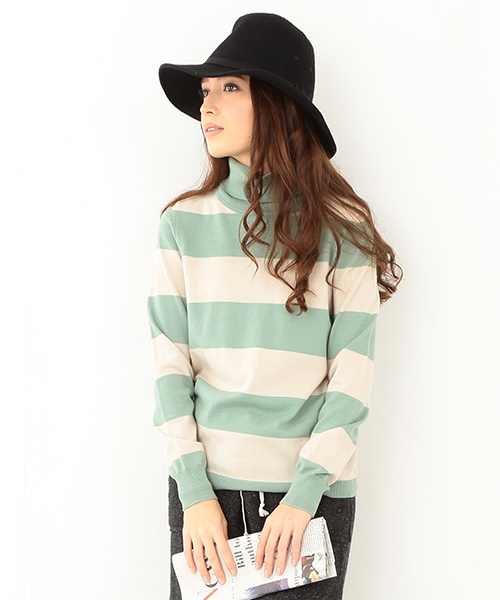 BEAMS BOY(ビームスボーイ)の「BEAMS BOY / 14ゲージ ボーダー タートルニット(ニット/セーター・レディース・ナチュラル/グリーン系その他/ネイビー・ONE SIZE)」の3枚目の写真