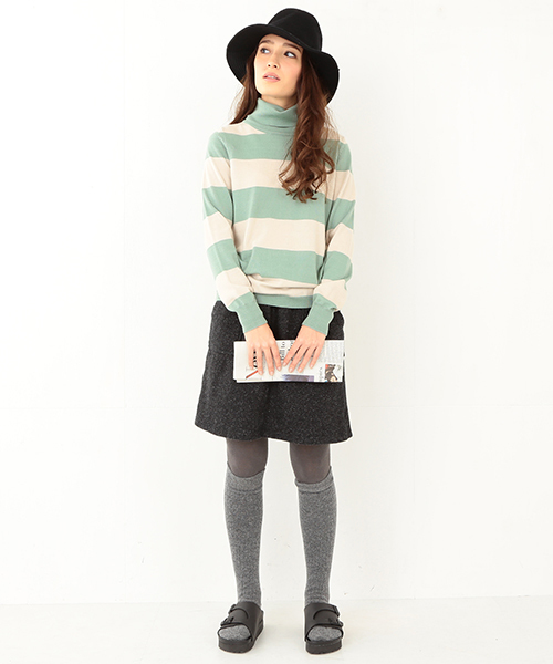 BEAMS BOY(ビームスボーイ)の「BEAMS BOY / 14ゲージ ボーダー タートルニット(ニット/セーター・レディース・ナチュラル/グリーン系その他/ネイビー・ONE SIZE)」の20枚目の写真