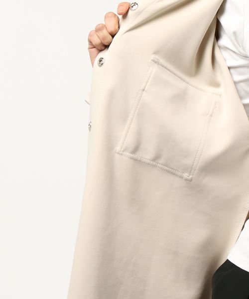 ENVYM（アンビー）の「フェイクレザーＳＨ ＪＫ（テーラードジャケット・レディース・ベージュ/グレー/ブラック・FREE）」の13枚目の写真